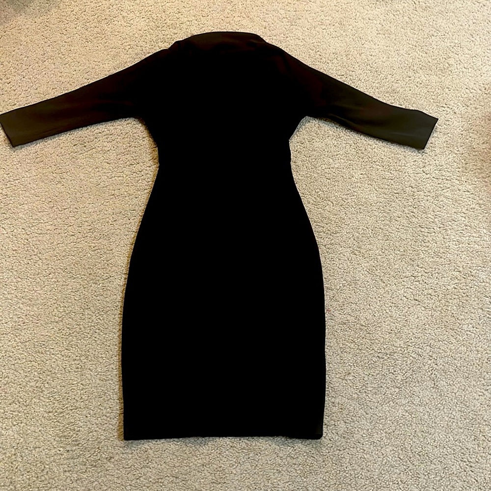 Belle Badgley Mischka Draped Boat Neck 3/4 Sleeve Blouson Dress